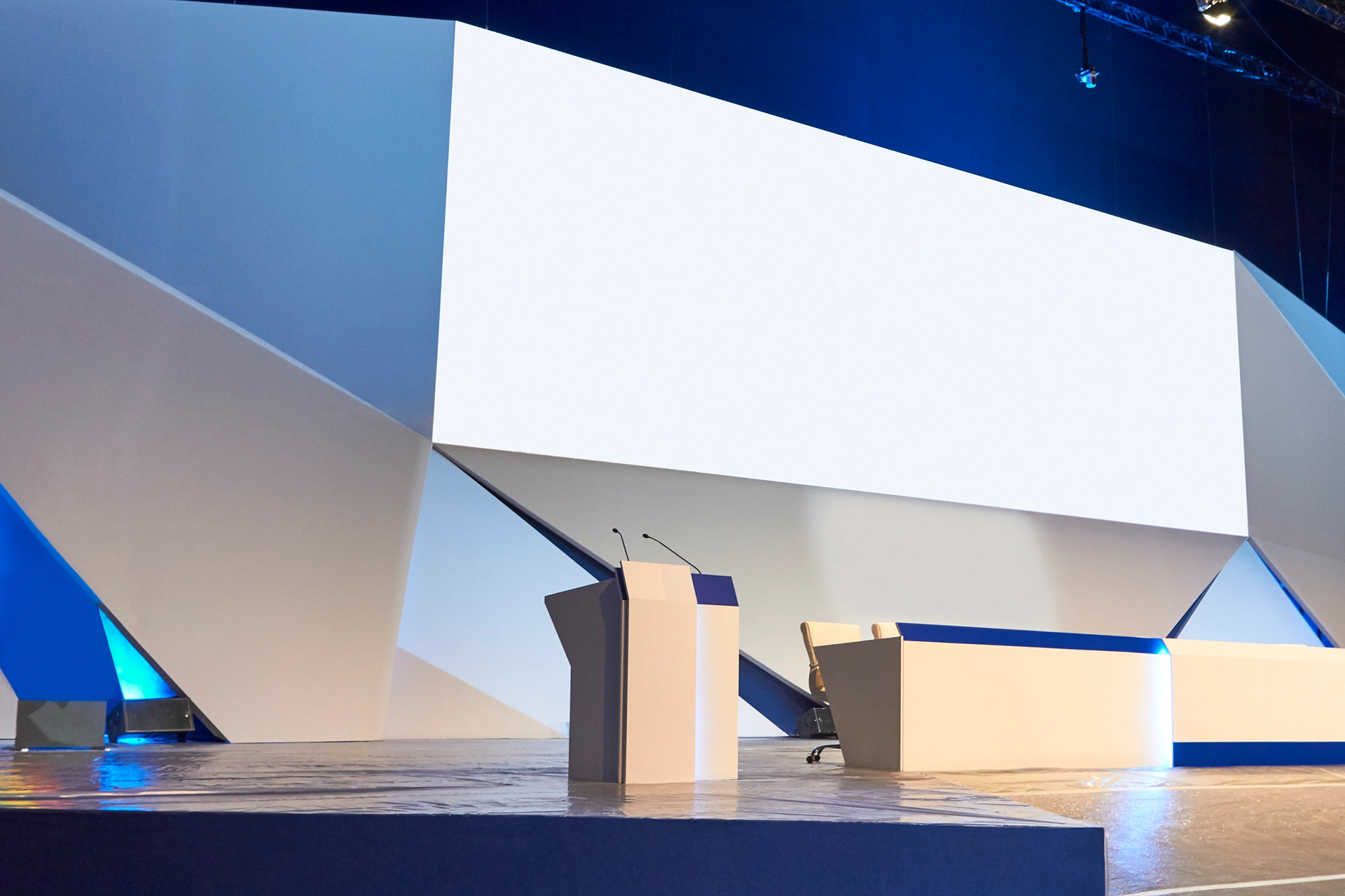 Booth Design & Setup Service Booth Design & Setup Service